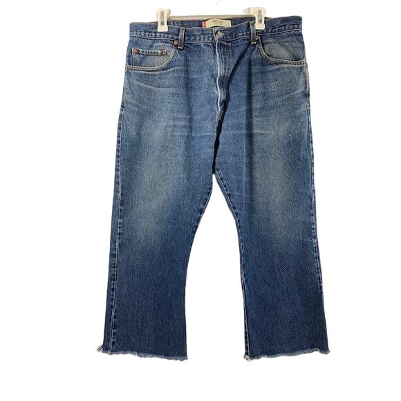 Levis 517 Mens Jeans 38 x 26 Medium Wash Denim Bootcut Raw Hem - Picture 1 of 10